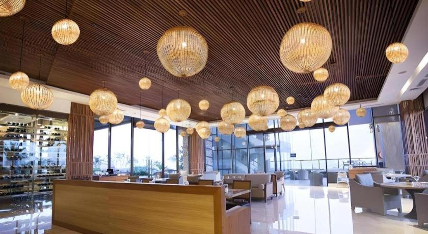 The Rinra Hotel Makassar Luaran gambar