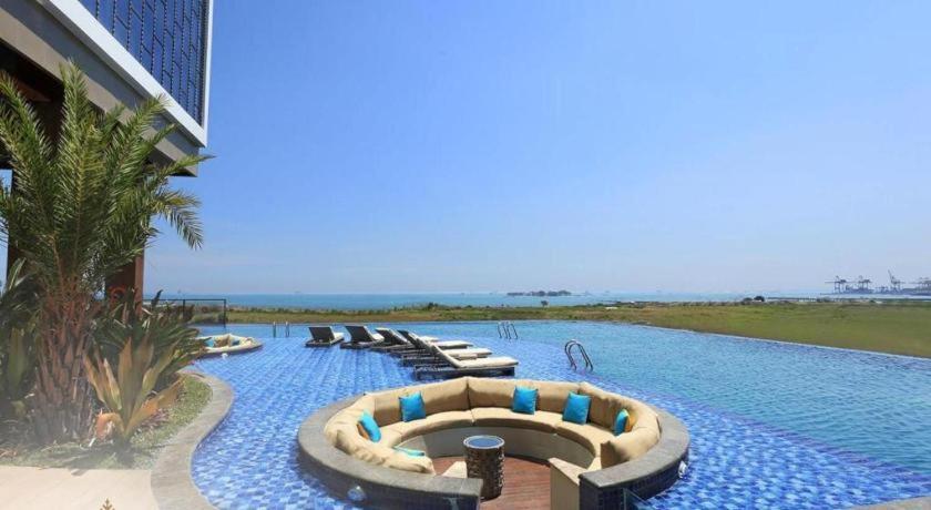The Rinra Hotel Makassar Luaran gambar